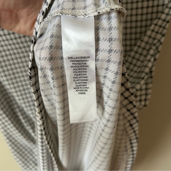 Adrianna Papell Bow Tie Neck Black White Checkered Pattern Sleeveless Top XL - Picture 3 of 5